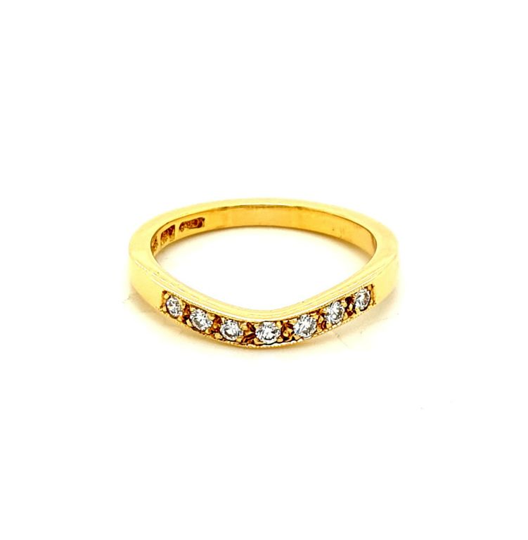 18ct Yellow Gold Diamond (7x 0.02ct FG VS) Curved Wedding Band (20868)